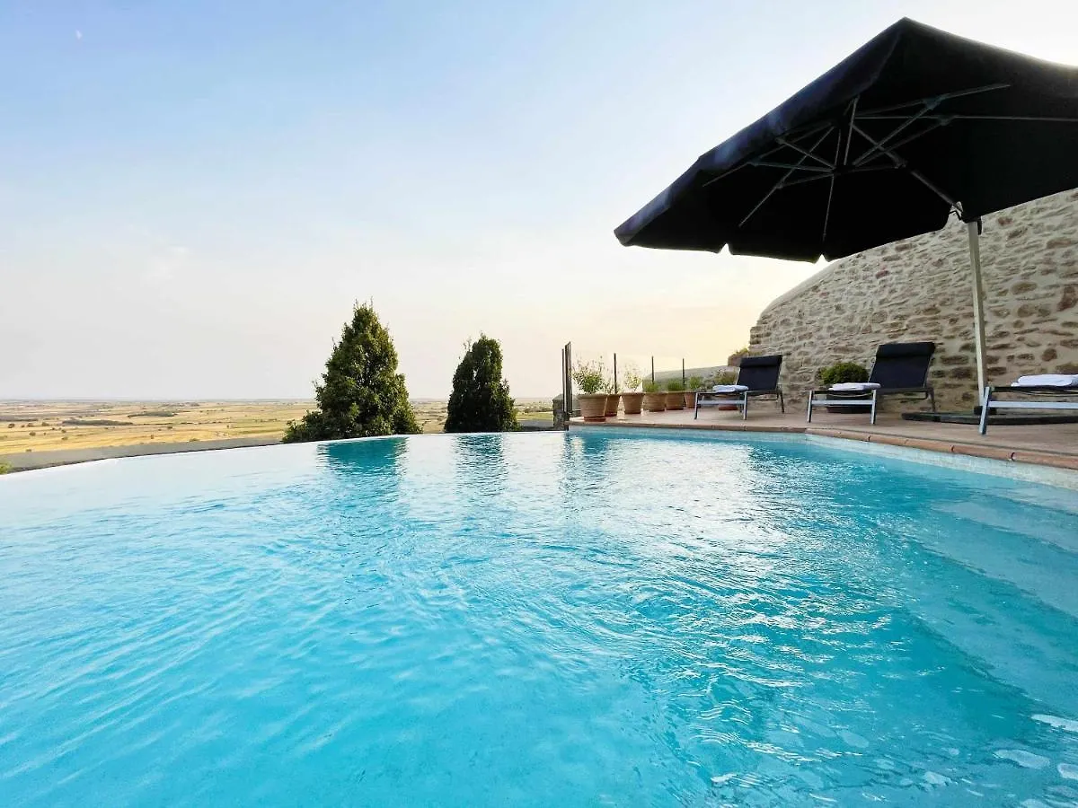 Villa Masia de Queralt Luxury Casa Rural con Spa y Vistas Concabella