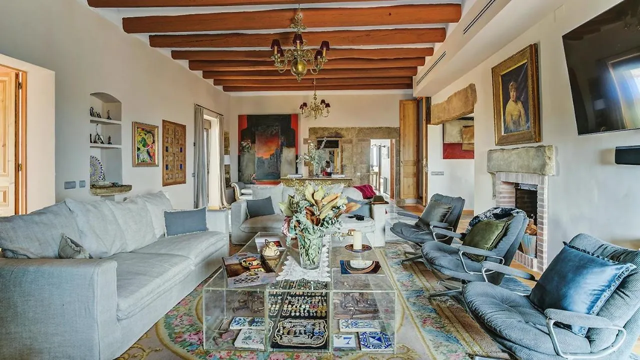 Masia de Queralt Luxury Casa Rural con Spa y Vistas Concabella Villa