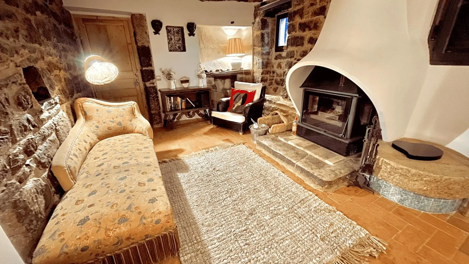 Masia de Queralt Luxury Casa Rural con Spa y Vistas Concabella